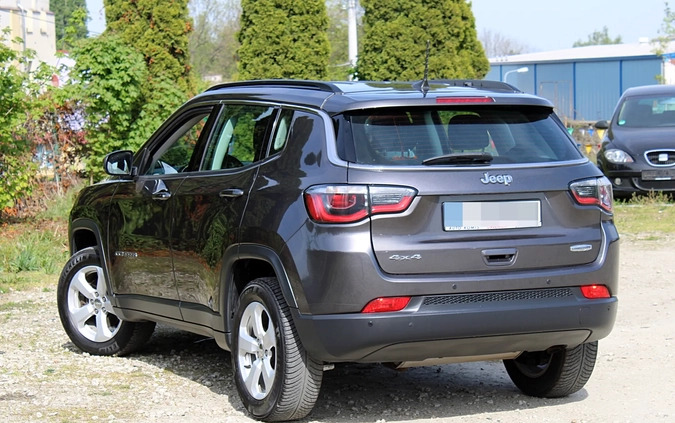 Jeep Compass cena 72900 przebieg: 159000, rok produkcji 2019 z Sulejówek małe 172